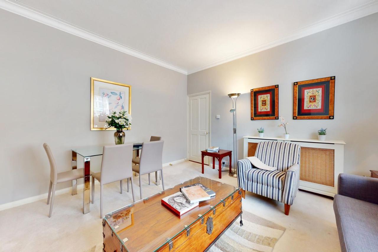 Mayfair Serviced Apartments Лондон Екстериор снимка