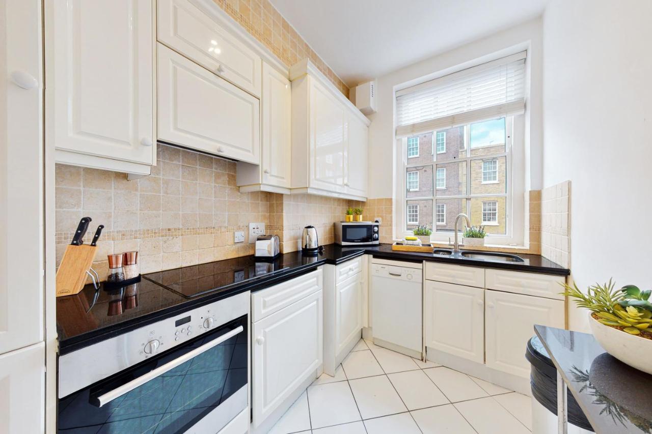 Mayfair Serviced Apartments Лондон Екстериор снимка