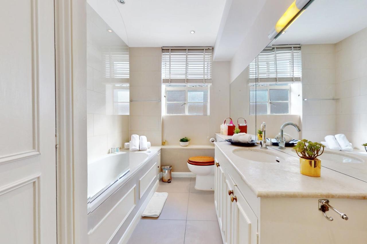 Mayfair Serviced Apartments Лондон Екстериор снимка
