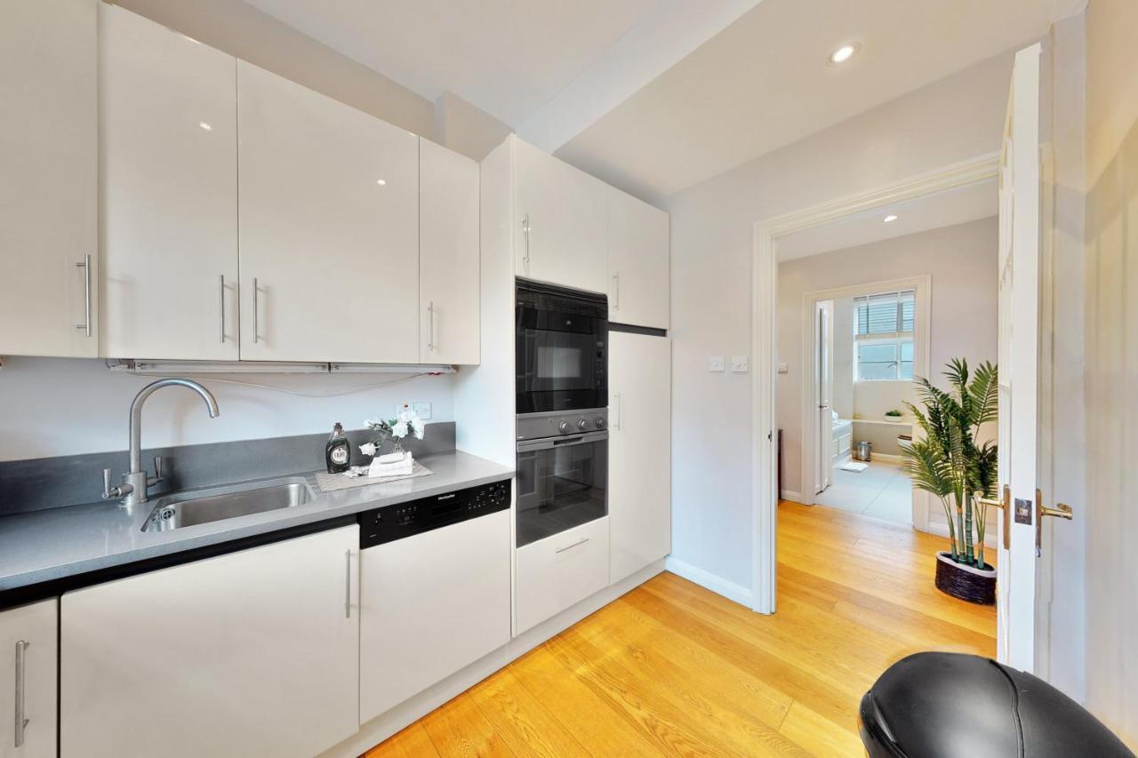 Mayfair Serviced Apartments Лондон Екстериор снимка
